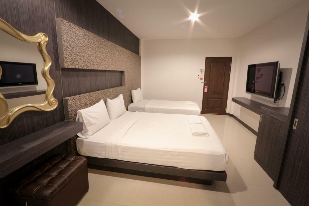 Fortune Surin Hotel Exterior foto